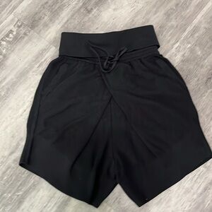 NEW with tags Nike Every Stitch Considered Black Knit Shorts Women's Small